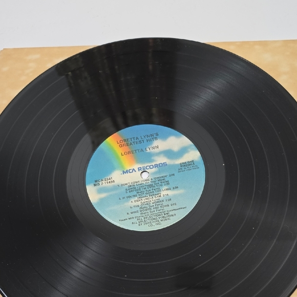 Loretta Lynn's Greatest Hits Vinyl Record Album 1968 MCA Early  Country Hits - Picture 3 of 9